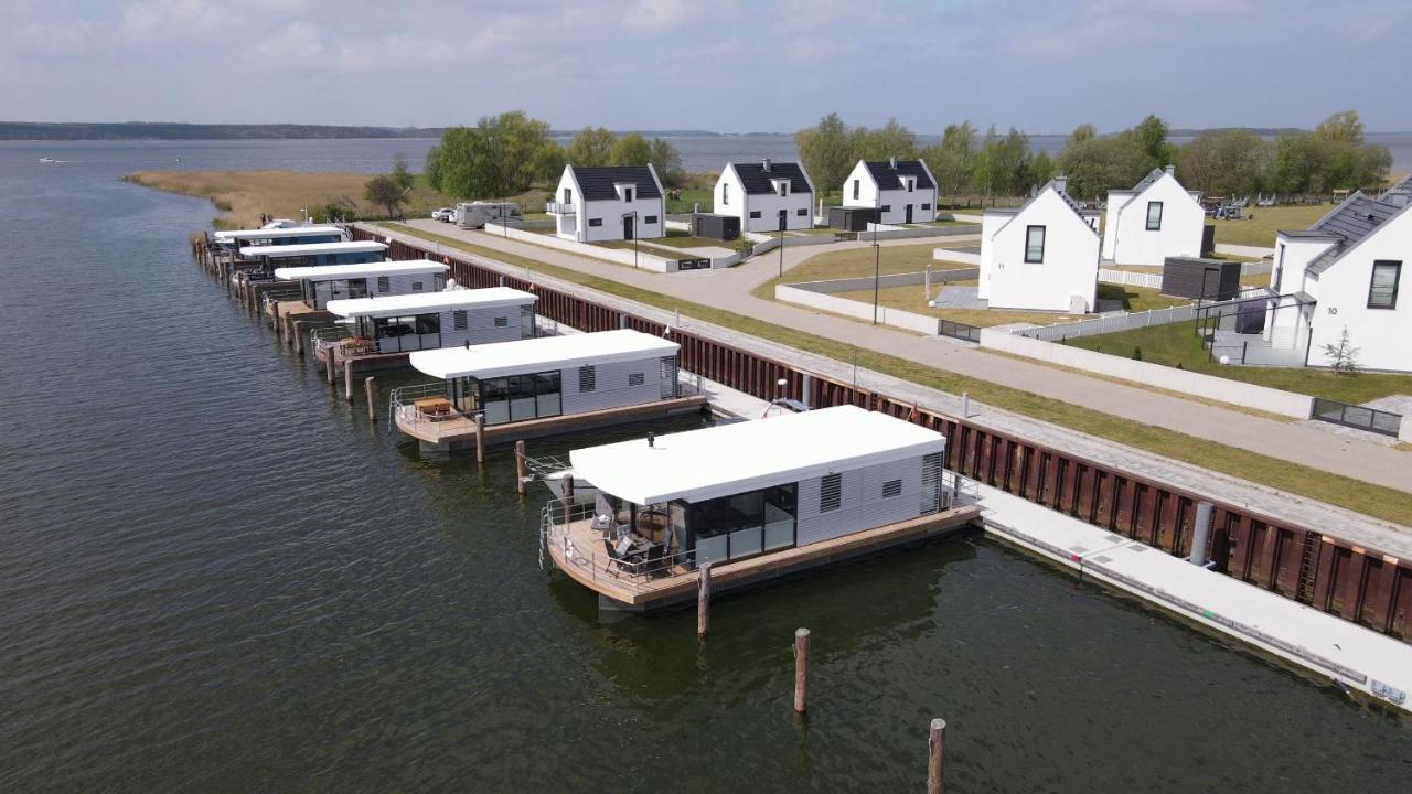 فيلا Hausboote Mitten Im Naturschutzgebiet Auf Usedom بيناموندا المظهر الخارجي الصورة