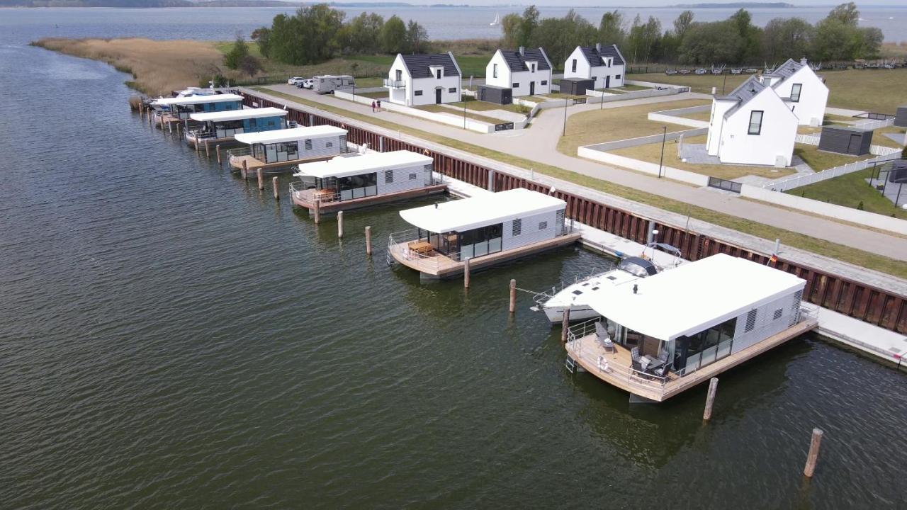 فيلا Hausboote Mitten Im Naturschutzgebiet Auf Usedom بيناموندا المظهر الخارجي الصورة