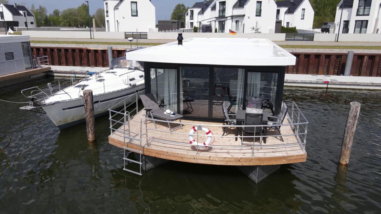 فيلا Hausboote Mitten Im Naturschutzgebiet Auf Usedom بيناموندا المظهر الخارجي الصورة